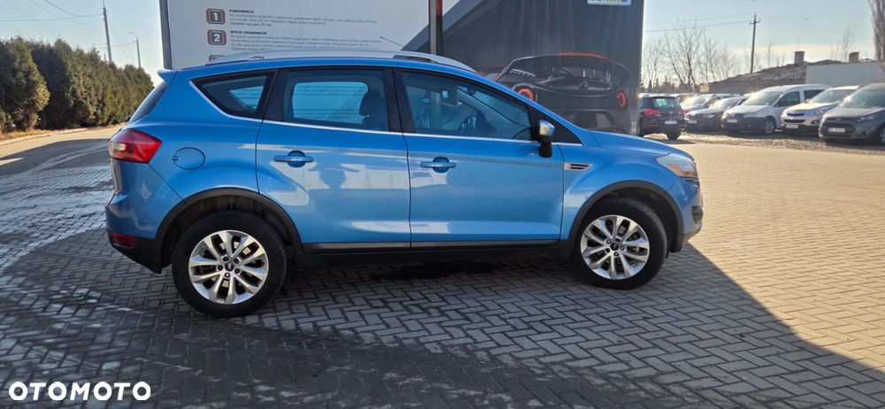 Ford Kuga 2.0 TDCi 2x4 Titanium - 17