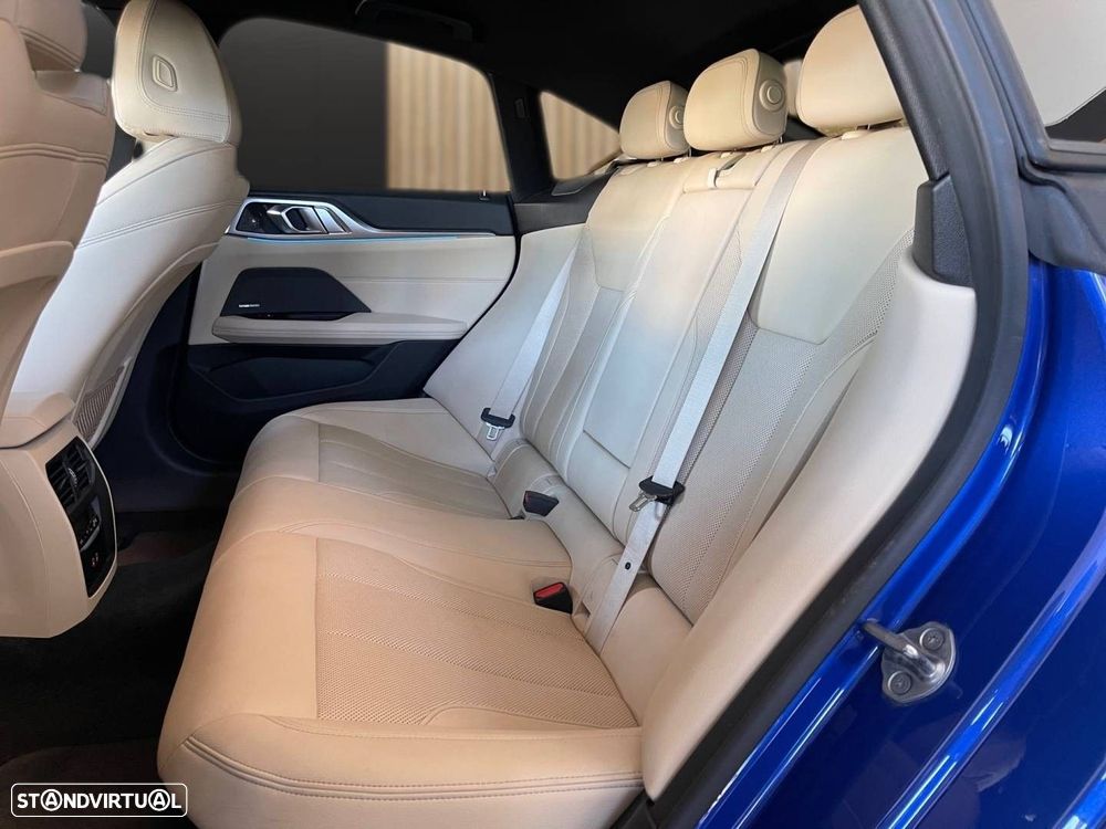 BMW i4 eDrive40 Pack Desportivo M - 11