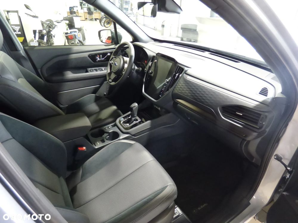 Subaru Forester 2.0i-L Platinum (EyeSight) Lineartronic - 10