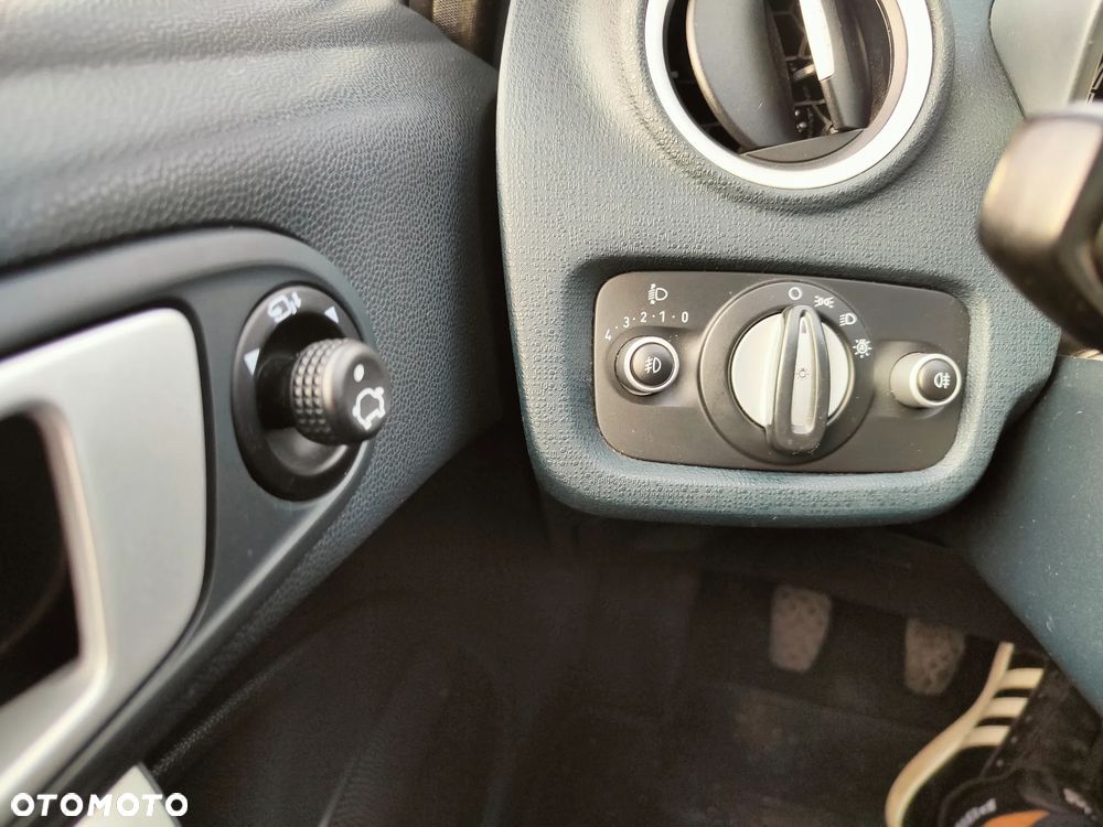 Ford Fiesta 1.6 Titanium - 27