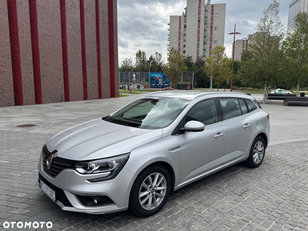Renault Megane 1.5 Blue dCi Intens - 10