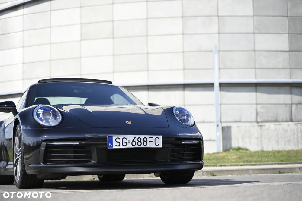 Porsche 911 Carrera S - 11