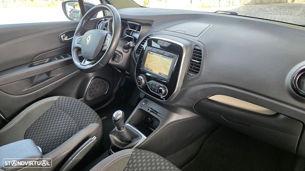 Renault Captur 0.9 TCE Exclusive - 18