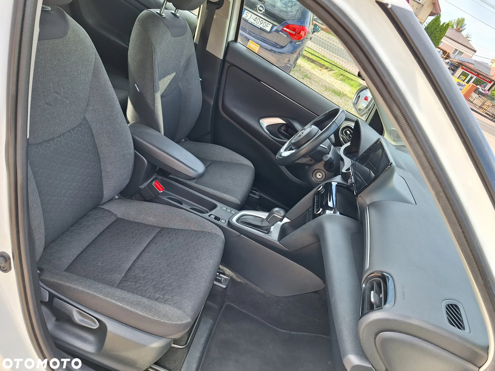Toyota Yaris Cross Hybrid 1.5 Dynamic - 22