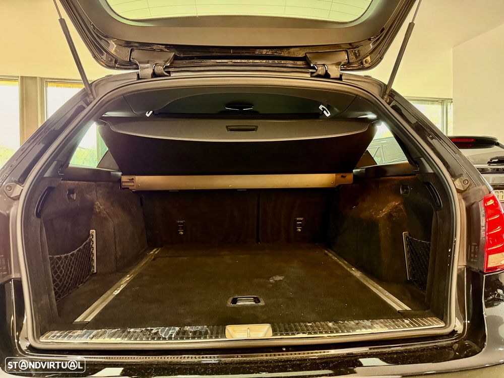 Mercedes-Benz E 250 BlueTEC 4Matic 7G-TRONIC Edition - 7