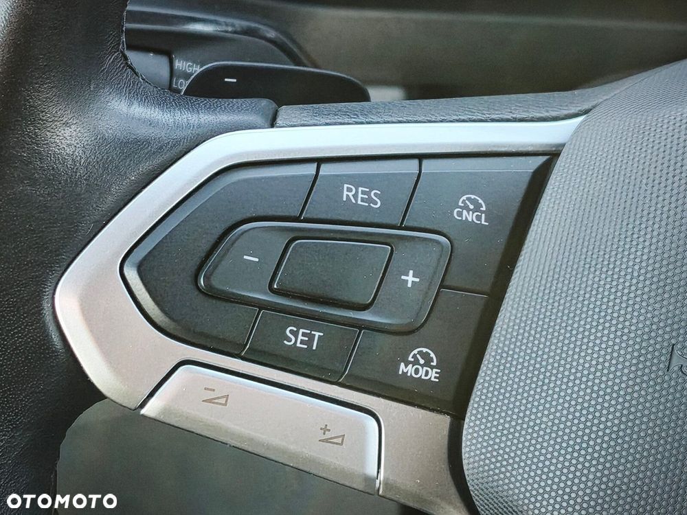 Volkswagen Crafter Furgon 3640 - 19