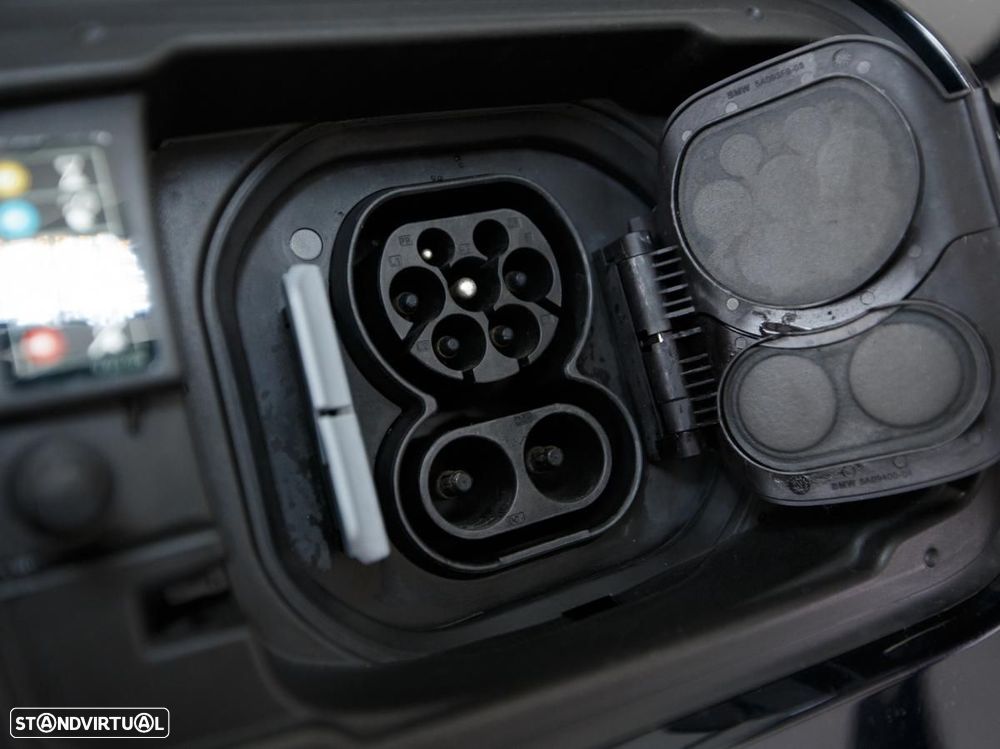 BMW iX3 Inspiring - 17