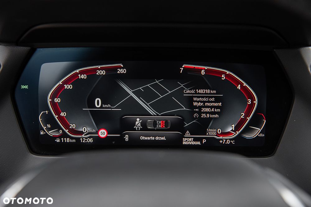 BMW Seria 2 218i - 26