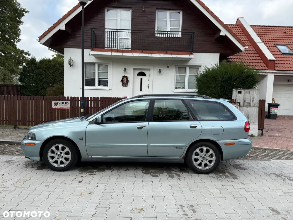 Volvo V40 2.0 T4 - 9