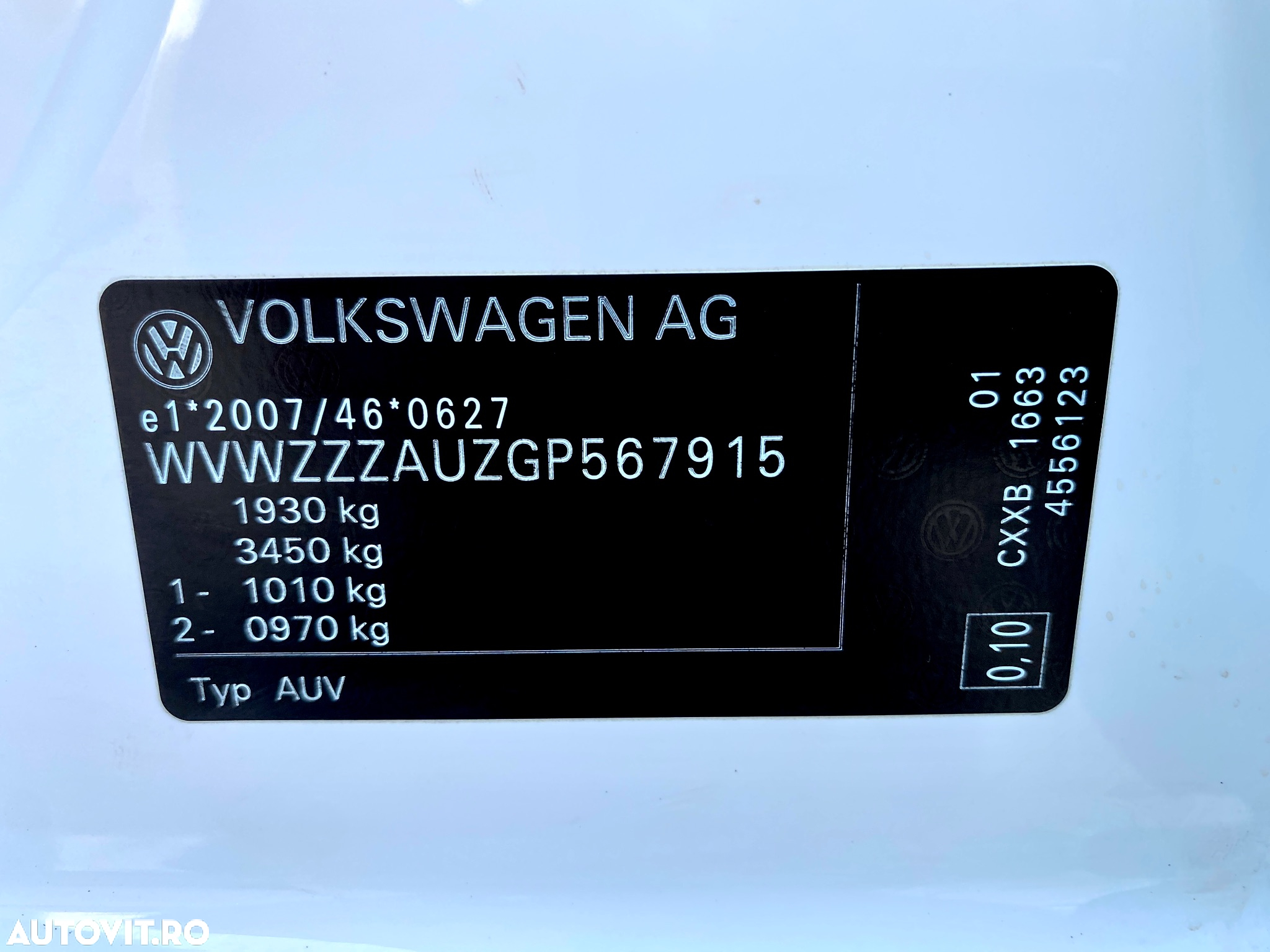 Volkswagen Golf 1.6 TDI BlueMotion Technology Lounge - 18