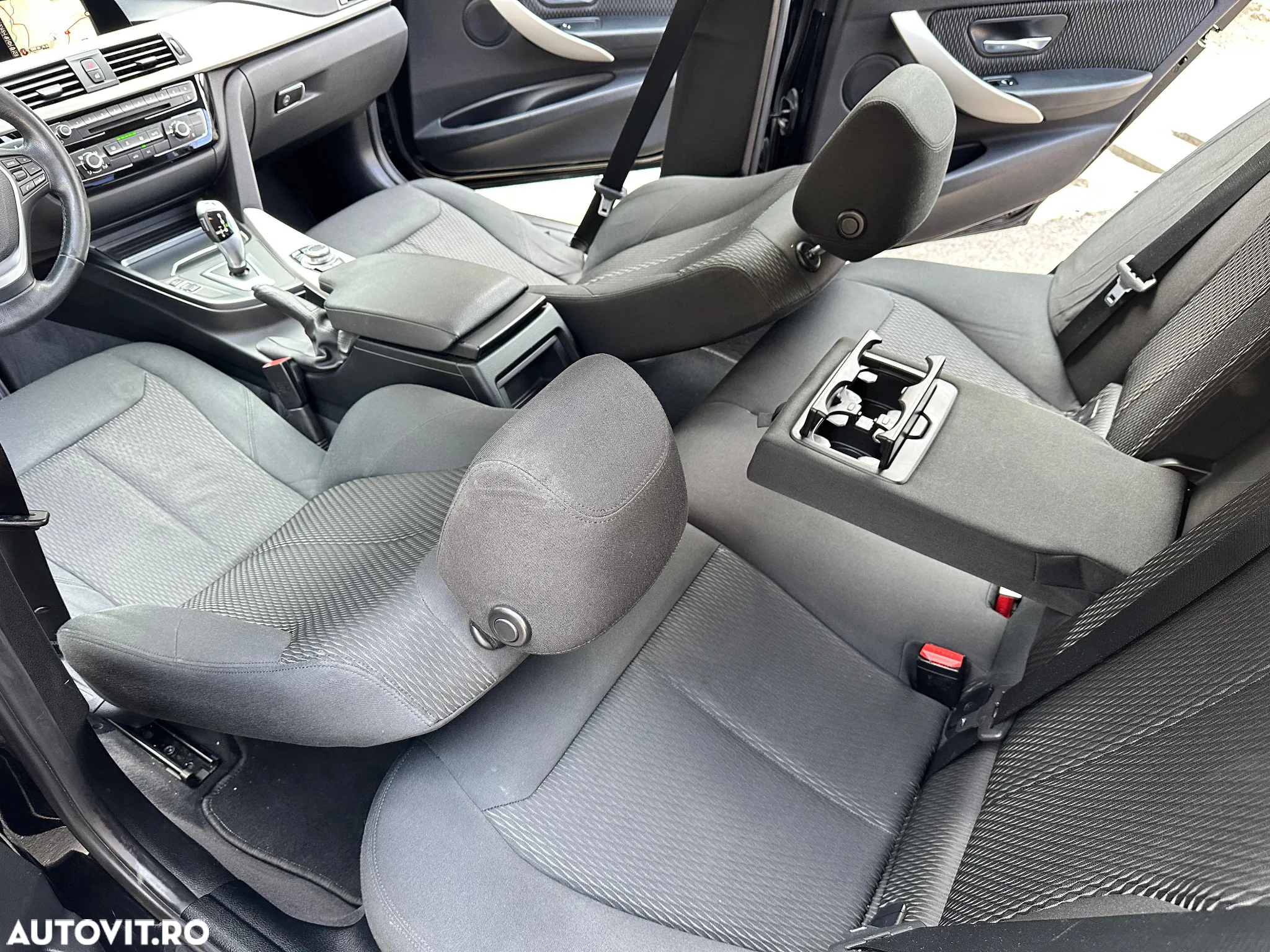 BMW Seria 3 320d Touring Aut. Efficient Dynamics Edition - 18