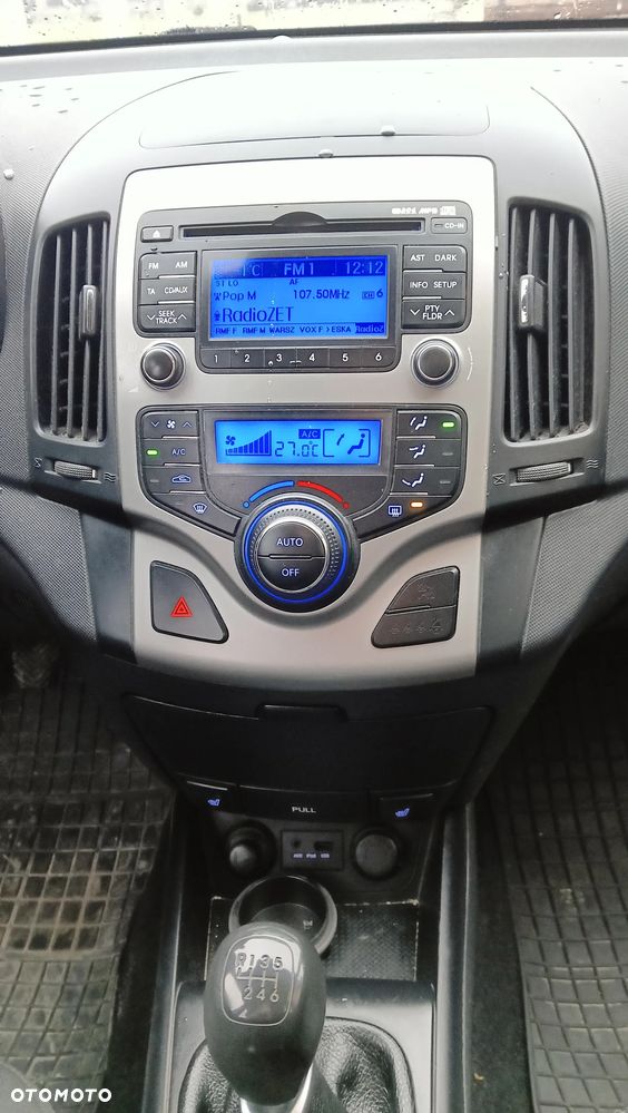 Hyundai i30 1.6 Comfort - 10