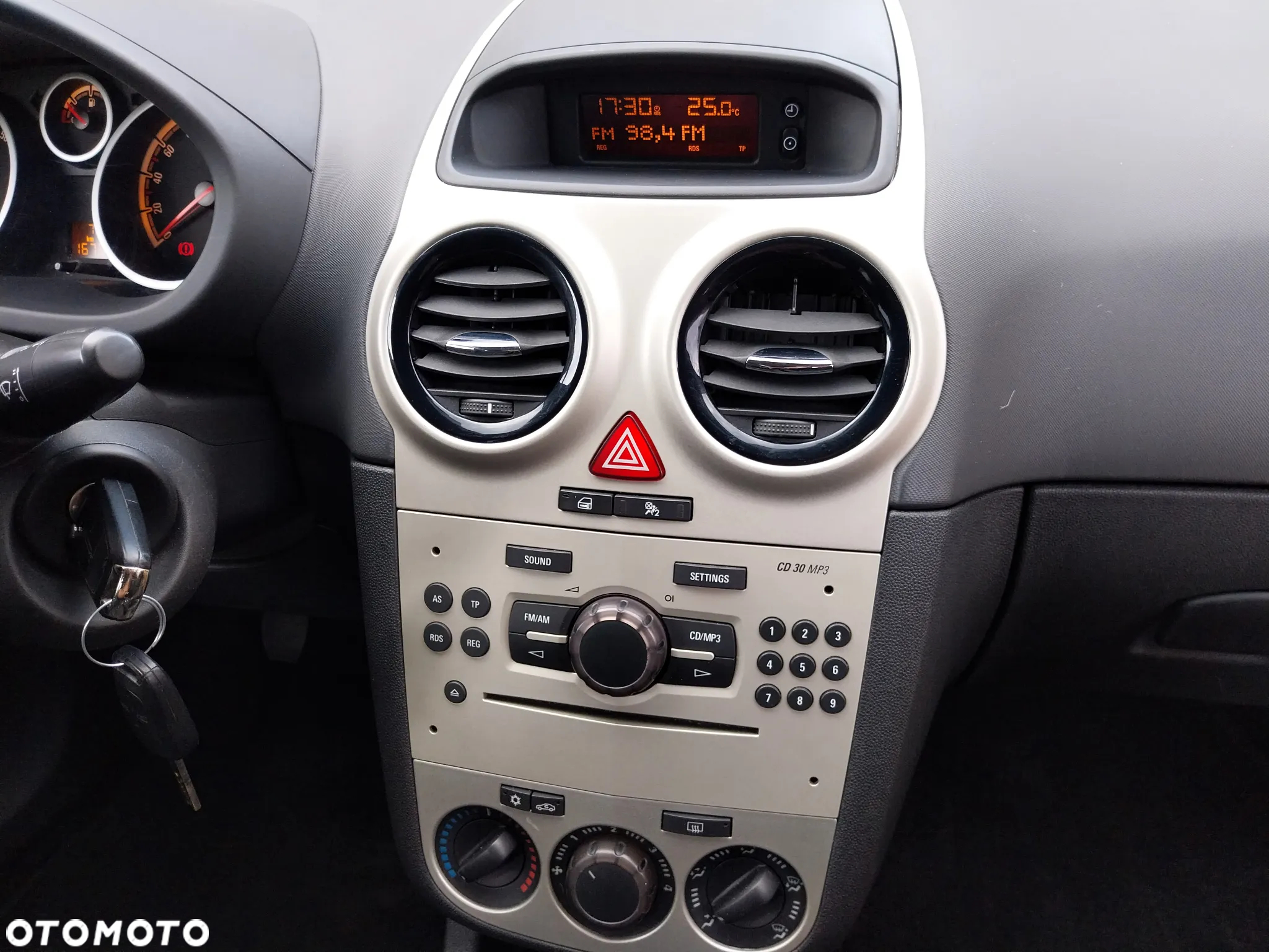 Opel Corsa 1.2 16V Edition - 20