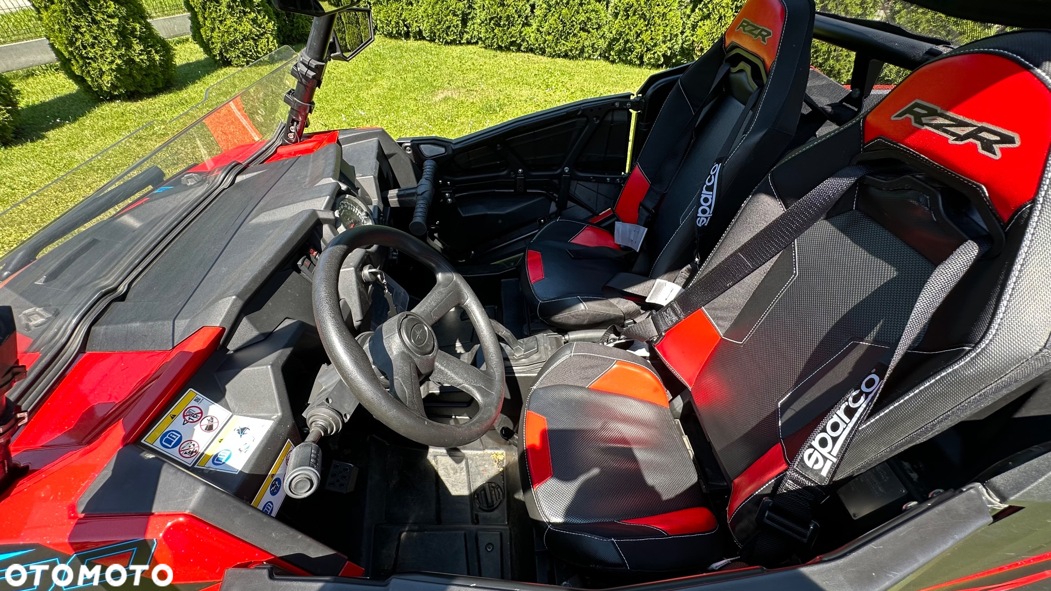 Polaris RZR - 25