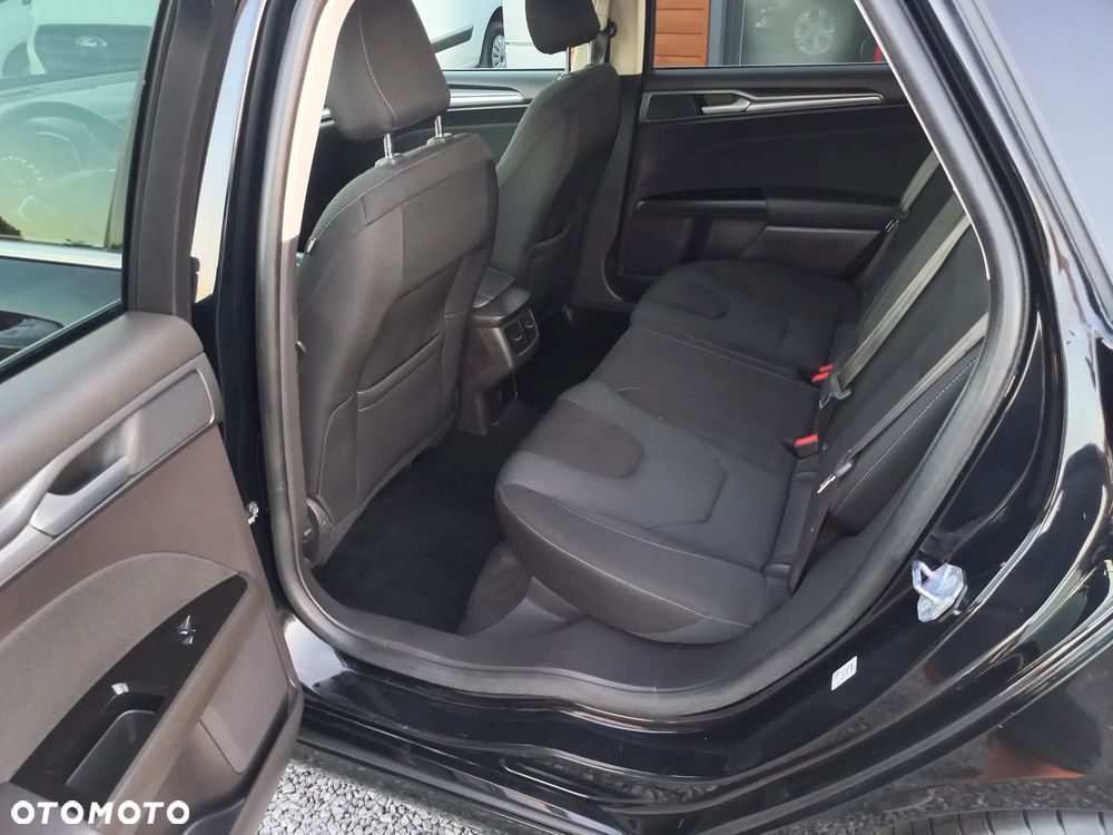 Ford Mondeo 2.0 TDCi Titanium PowerShift - 19