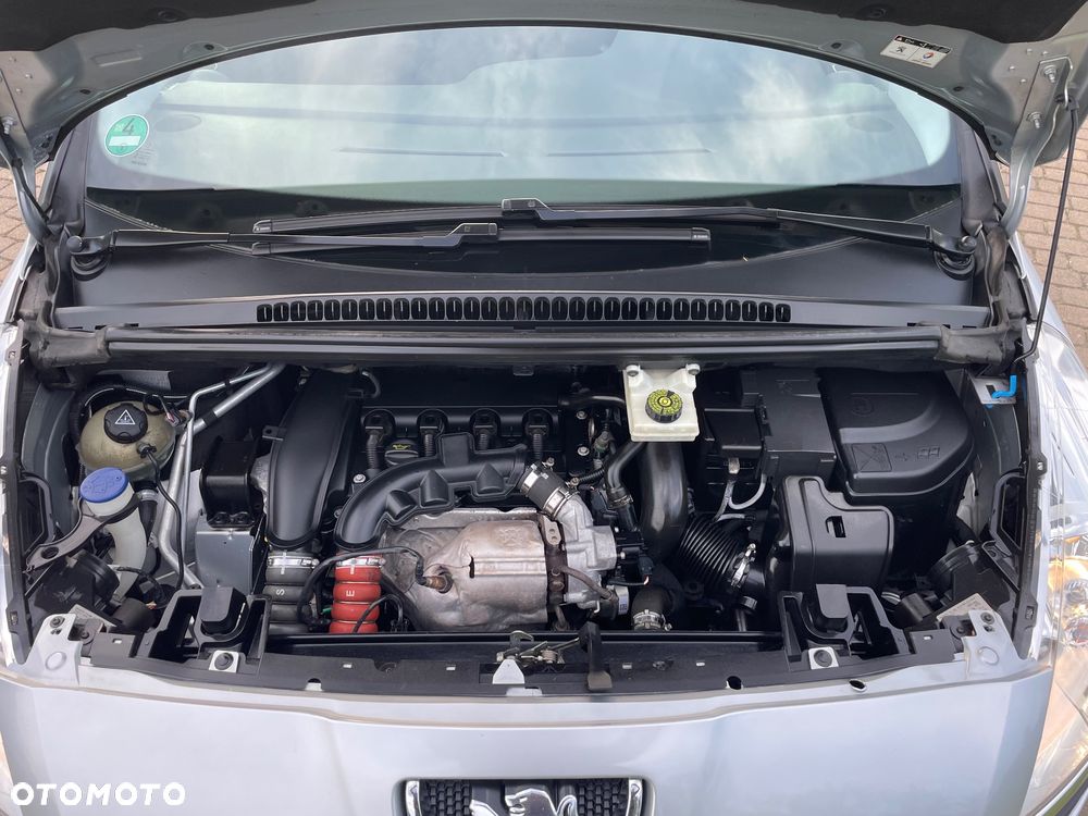 Peugeot 5008 - 35