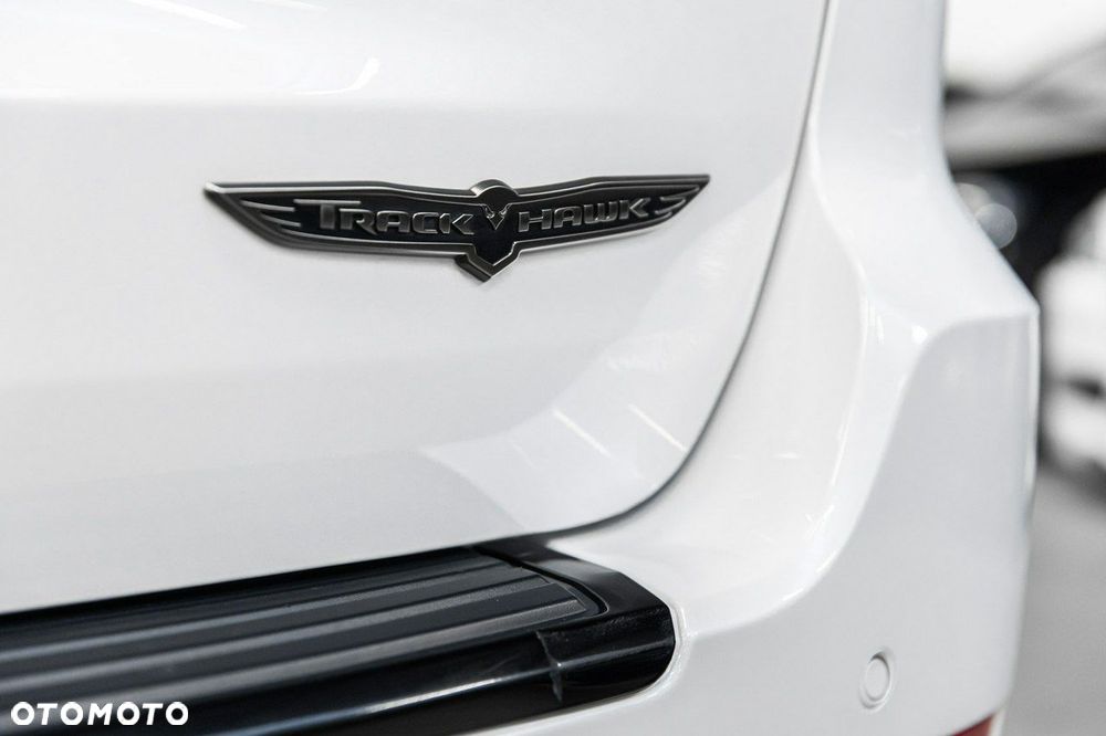 Jeep Grand Cherokee - 13