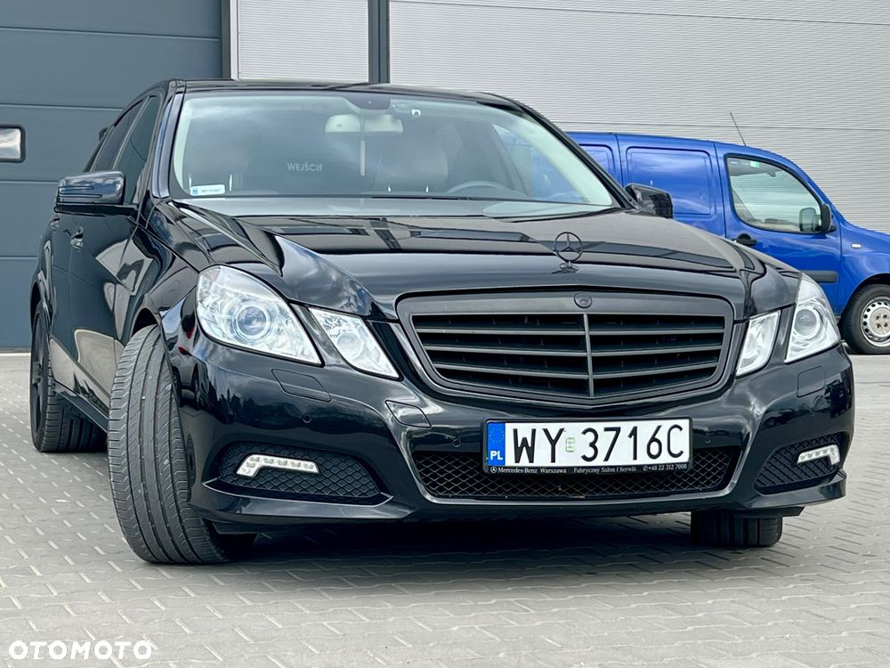 Mercedes-Benz Klasa E 250 CDI 4-Matic BlueEff Avantgarde - 21