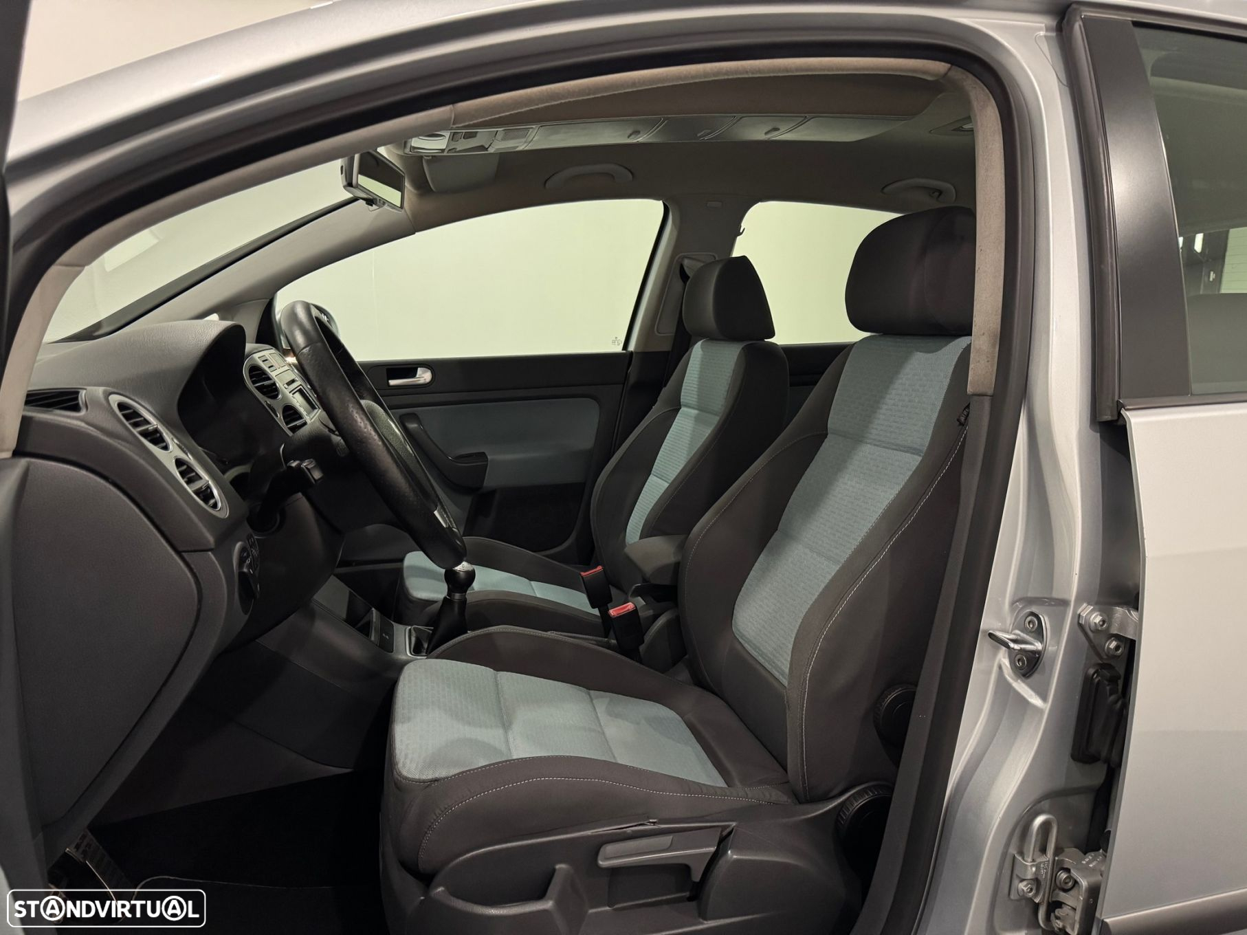 VW Golf 1.9 TDi Confortline - 7