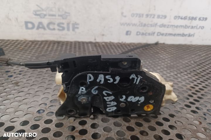 Broasca usa spate stanga 3C4839015A Volkswagen VW Passat B6 [2005 - 2 - 4