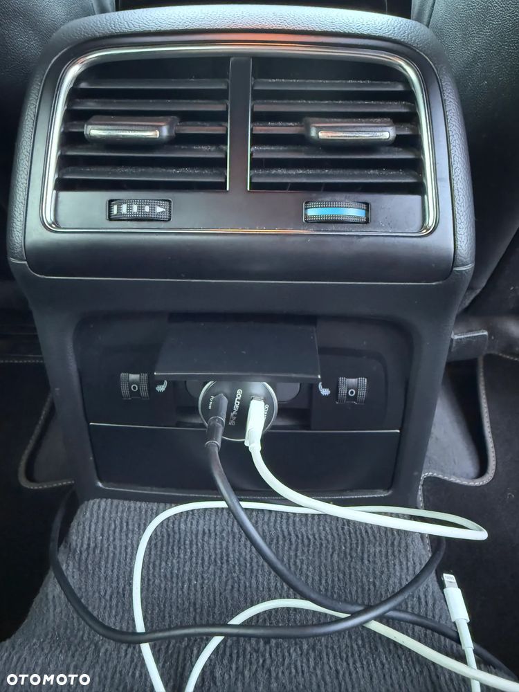 Audi A4 Limousine - 17