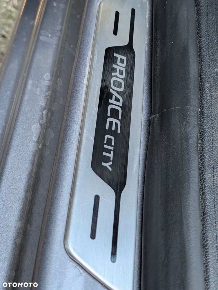 Toyota PROACE CITY - 14