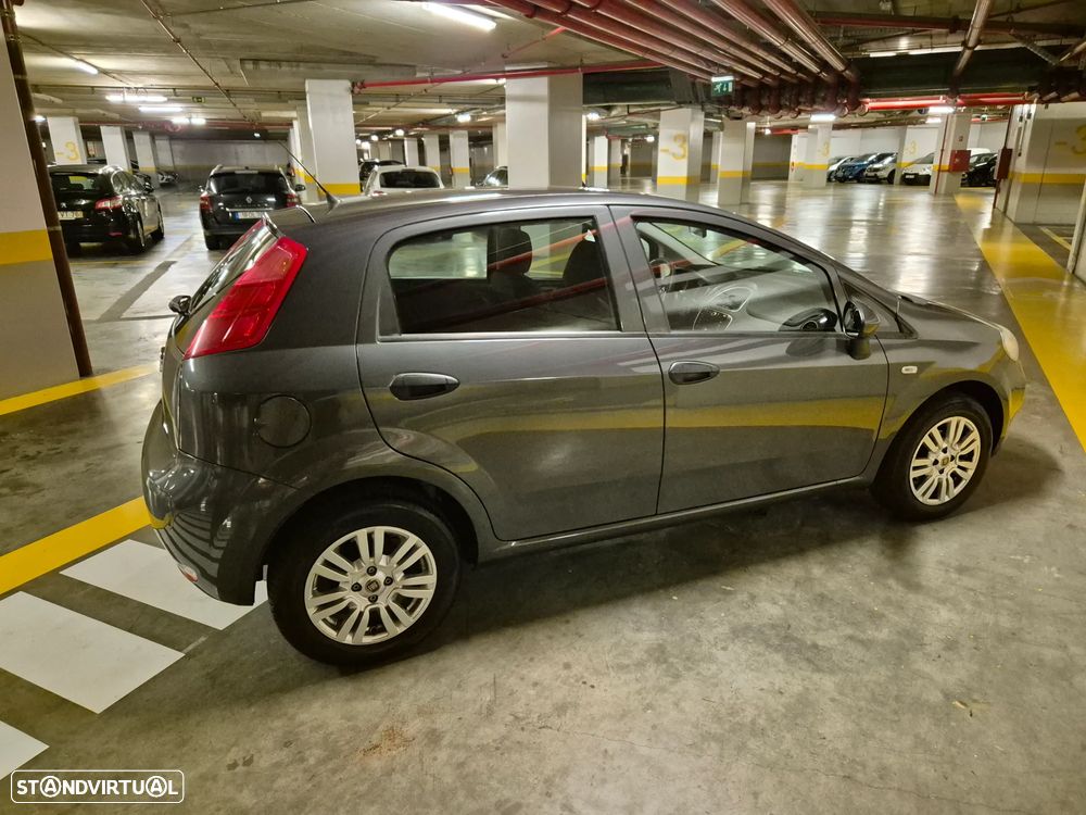 Fiat Punto 1.2 Lounge Start&Stop - 11