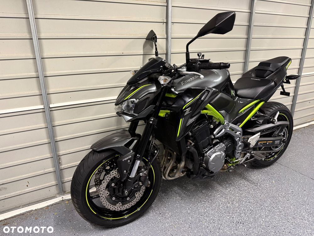 Kawasaki Z - 12