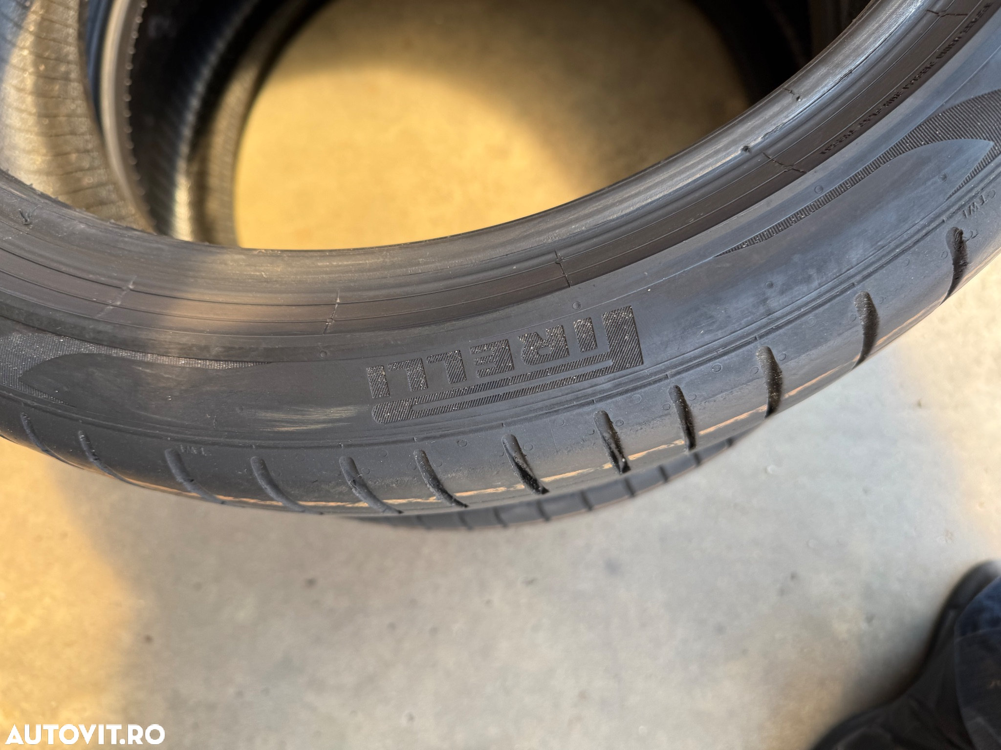 Vând set anvelope 225/40/19-255/35/19 Pirelli de vară cu runflat aproape noi - 8