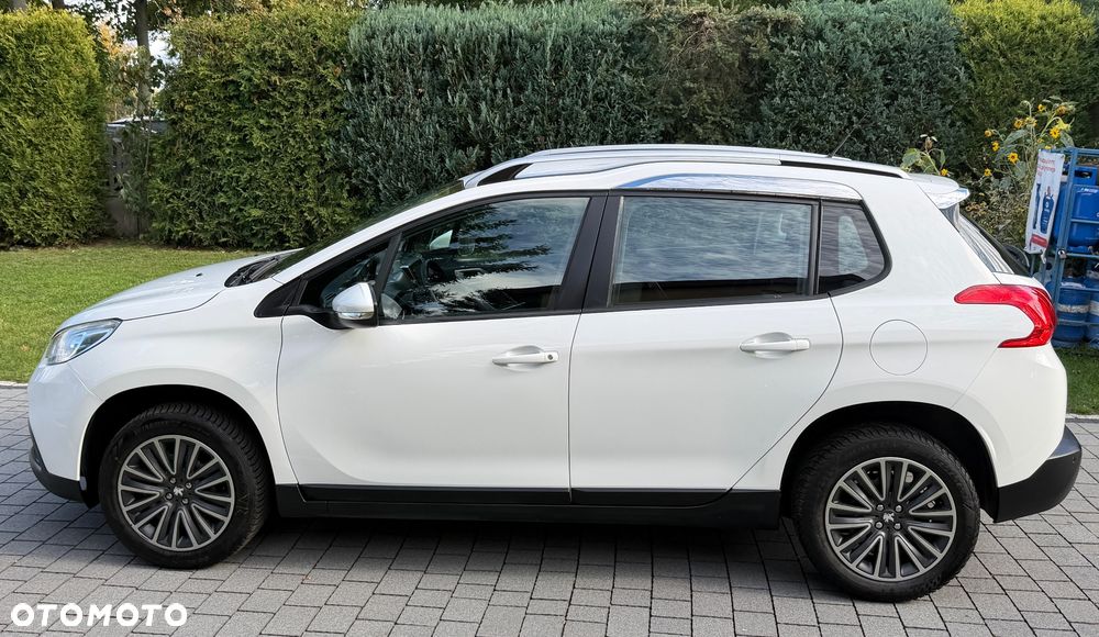 Peugeot 2008 - 12