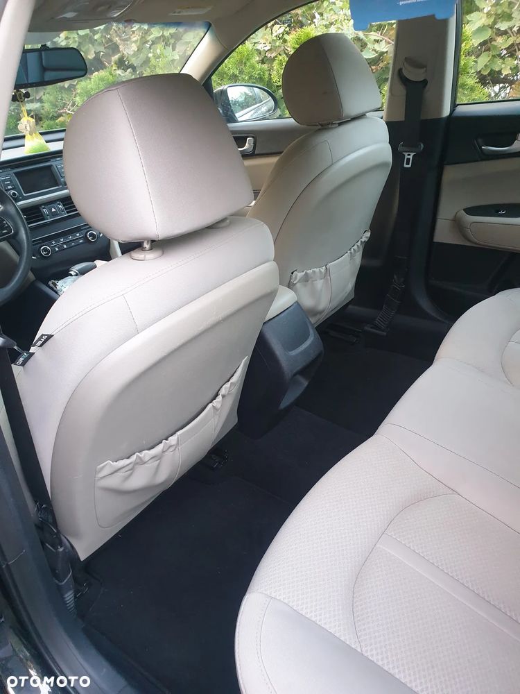Kia Optima - 17