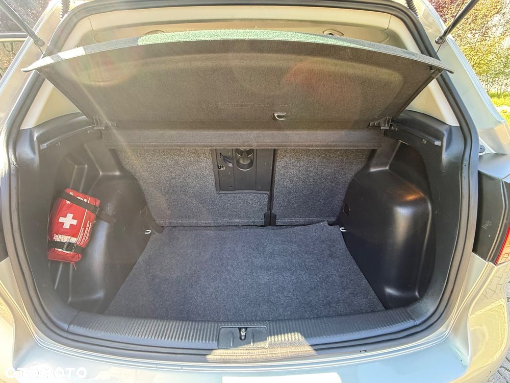 Volkswagen Golf Plus - 11