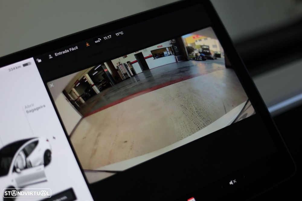 Tesla Model 3 Long-Range Dual Motor AWD - 16