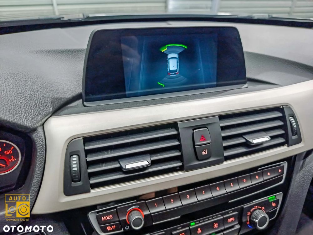 BMW Seria 3 318d Sport Line - 21