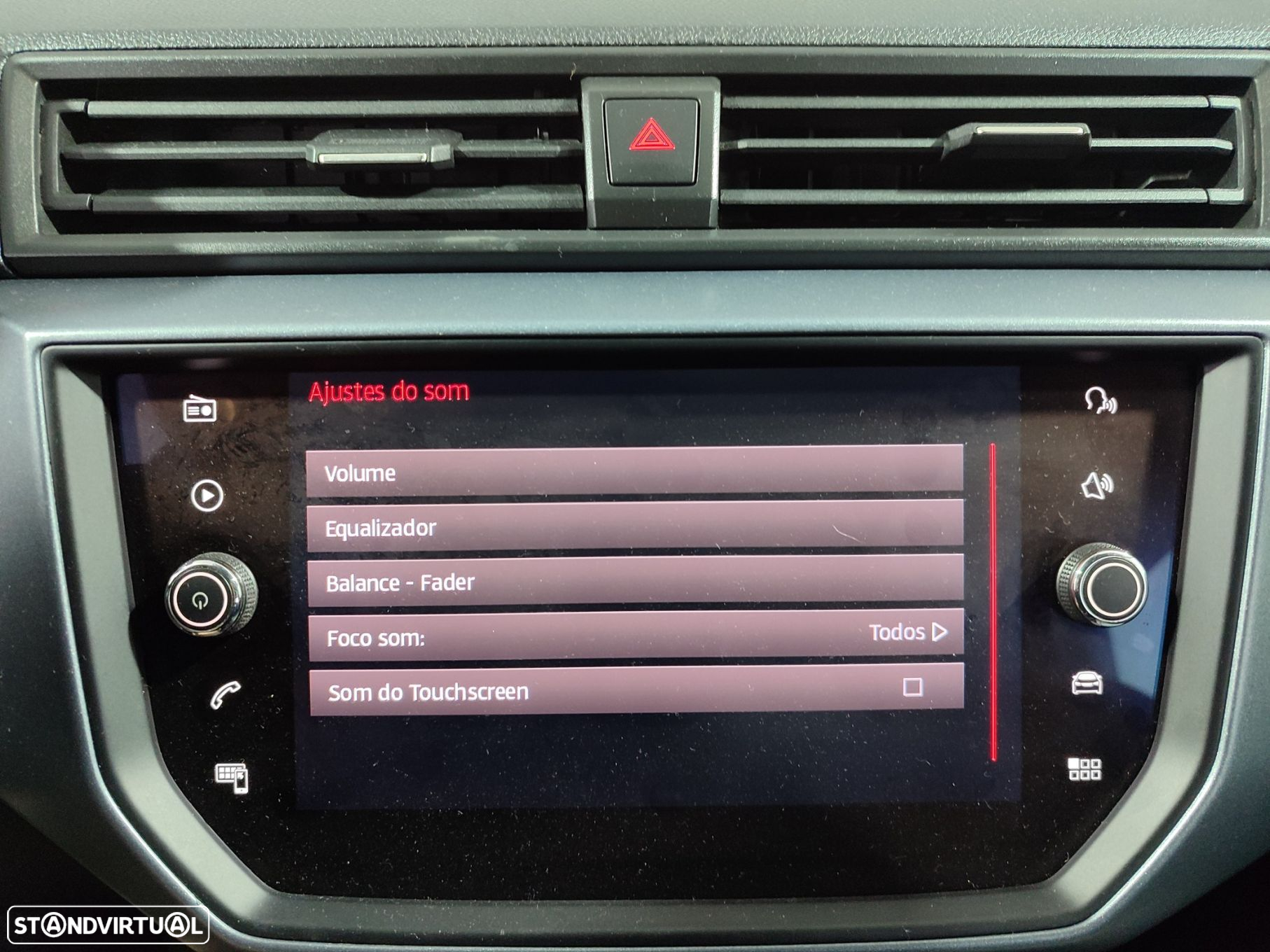 SEAT Arona 1.0 TSI Xcellence - 26