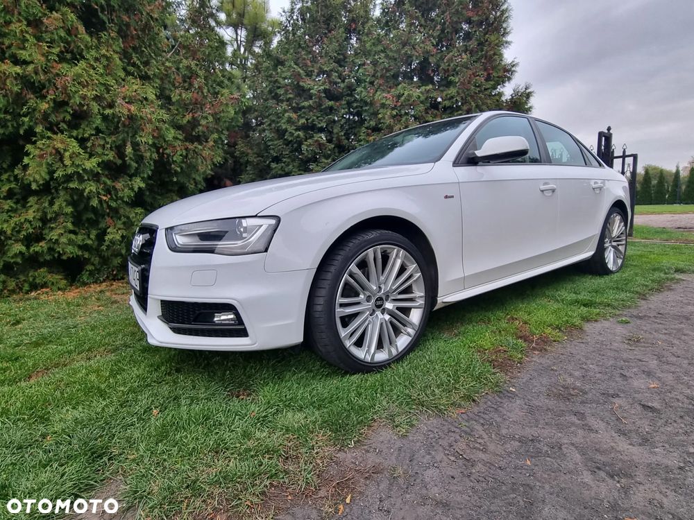 Audi A4 Limousine - 8
