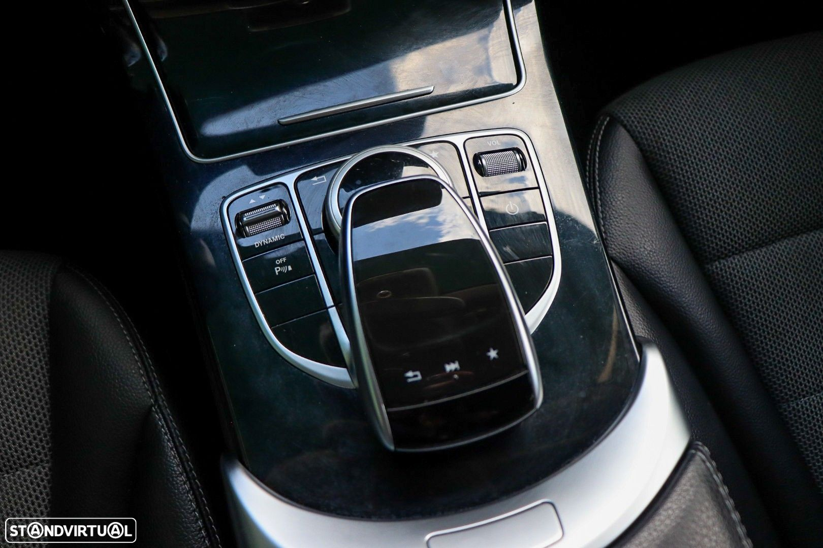 Mercedes-Benz C 300 h Avantgarde - 16