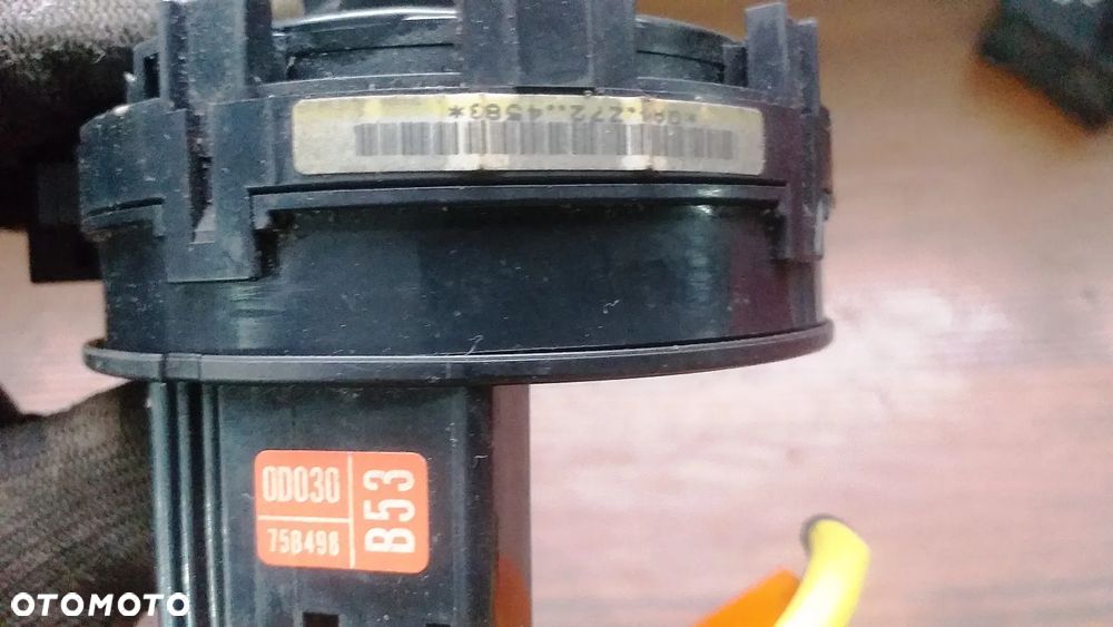 Taśma zwijak Toyota Yaris II 1.3 B - 3