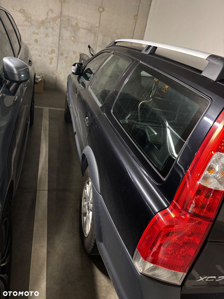 Volvo XC 70 AWD Momentum - 2
