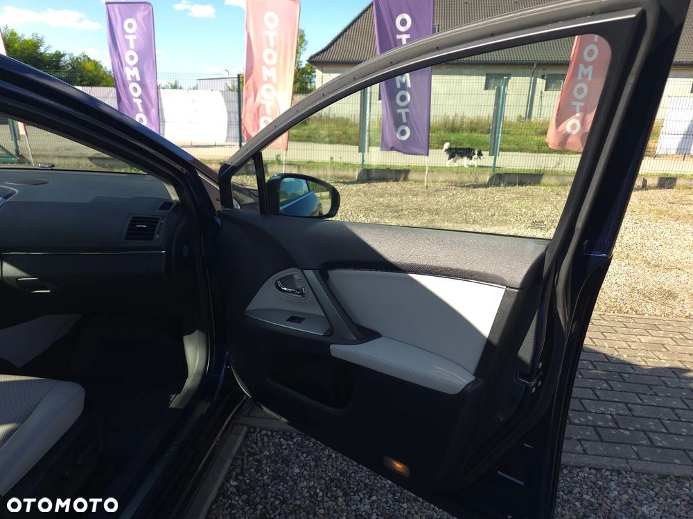 Toyota Avensis 2.0 Prestige NAVI MS - 14