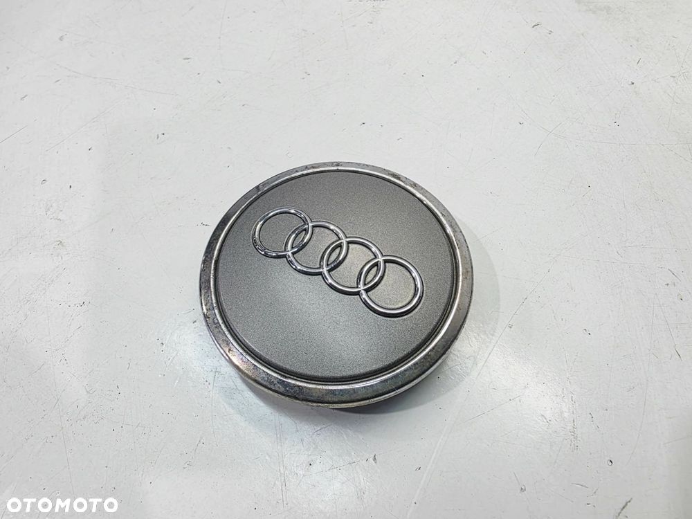KOŁPAK DEKIELEK FELGI AUDI A3 8P A4 B7 A6 C6 A8 D3 4B0601170A - 1
