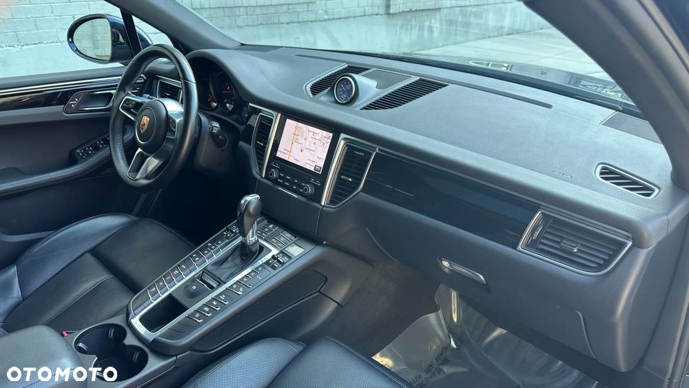 Porsche Macan - 18