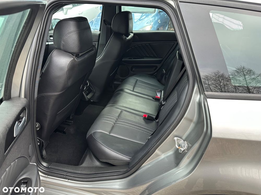 Alfa Romeo 159 Sportwagon - 13