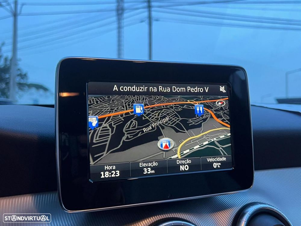 Mercedes-Benz CLA 220 d Shooting Brake Urban Aut. - 9