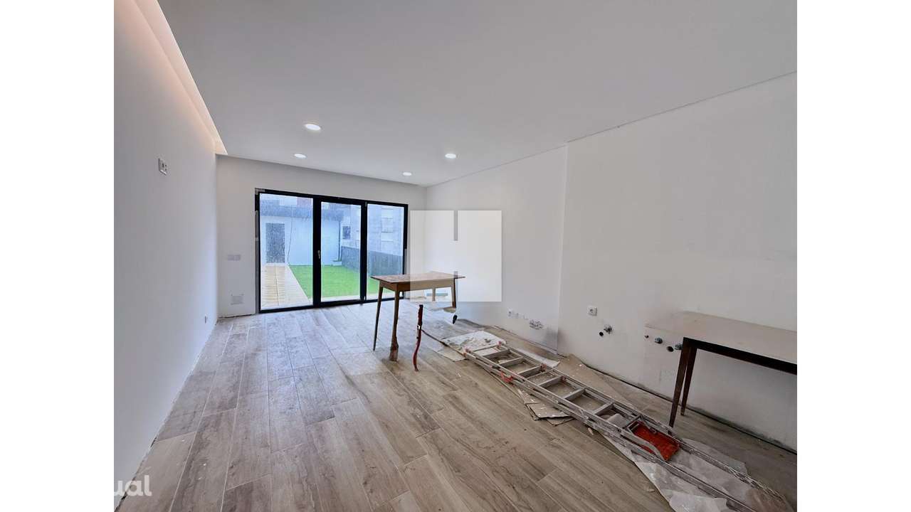 Moradia Geminada T3 - Grande imagem: 2/45