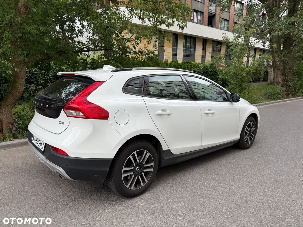 Volvo V40 Cross Country D4 Momentum - 8