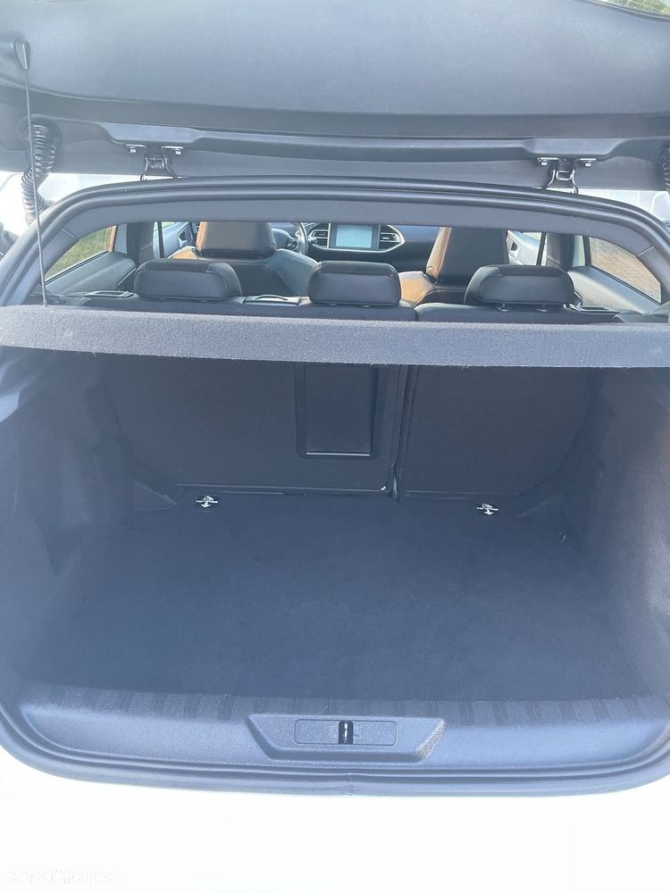 Peugeot 308 GTi by Sport - 32