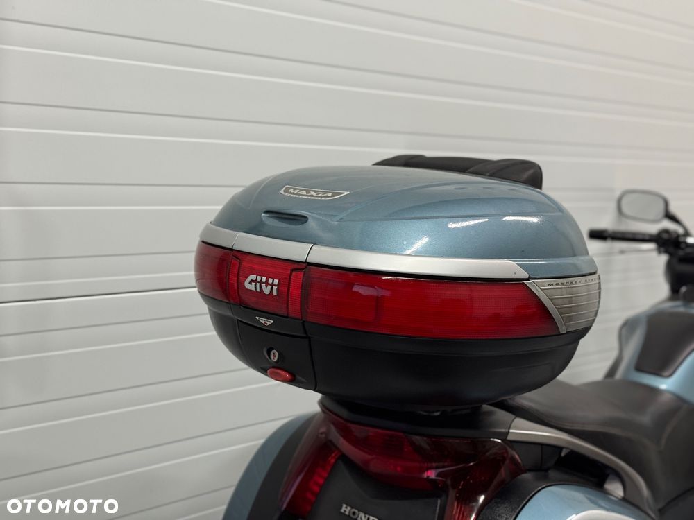 Honda Deauville - 12
