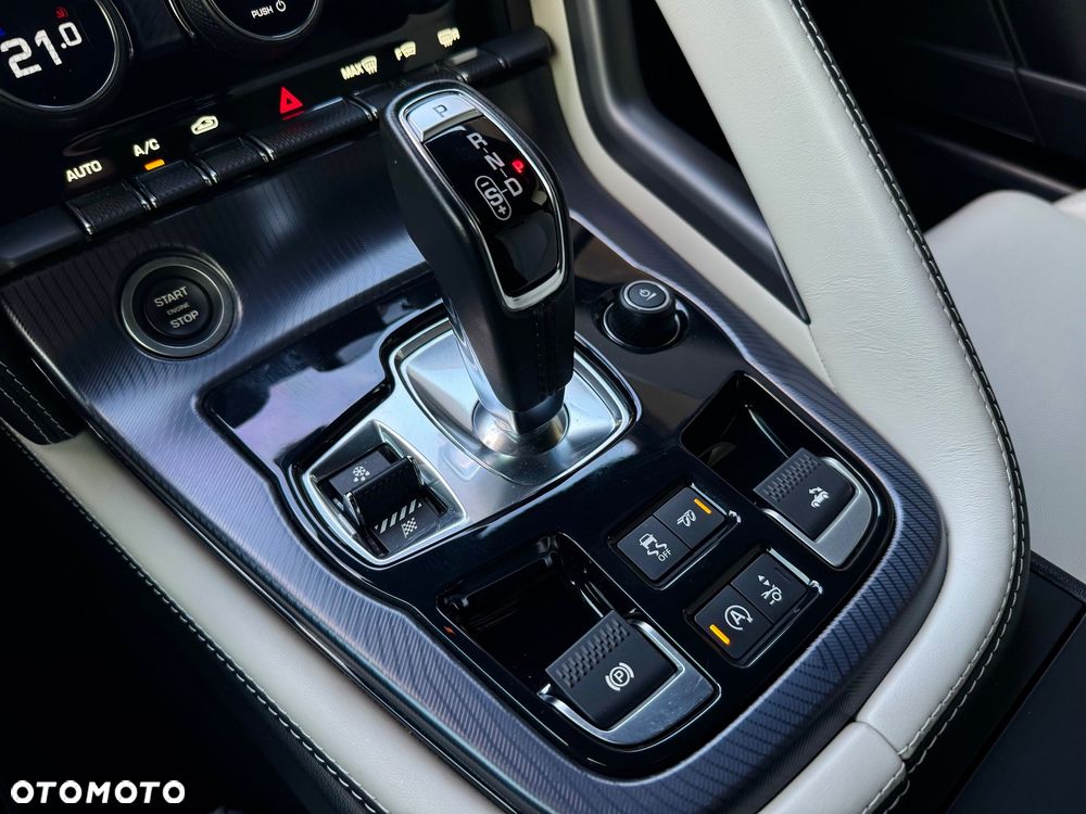 Jaguar F-Type 2.0 Turbo R-Dynamic Black - 15
