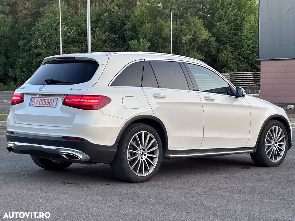 Mercedes-Benz GLC 250 4MATIC 9G-TRONIC Exclusive - 4